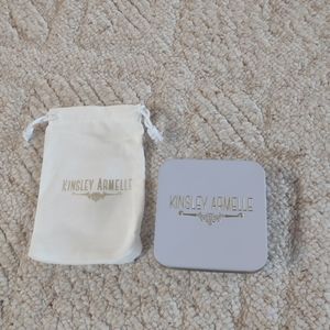 Kinsley Armelle Tin & Pouch